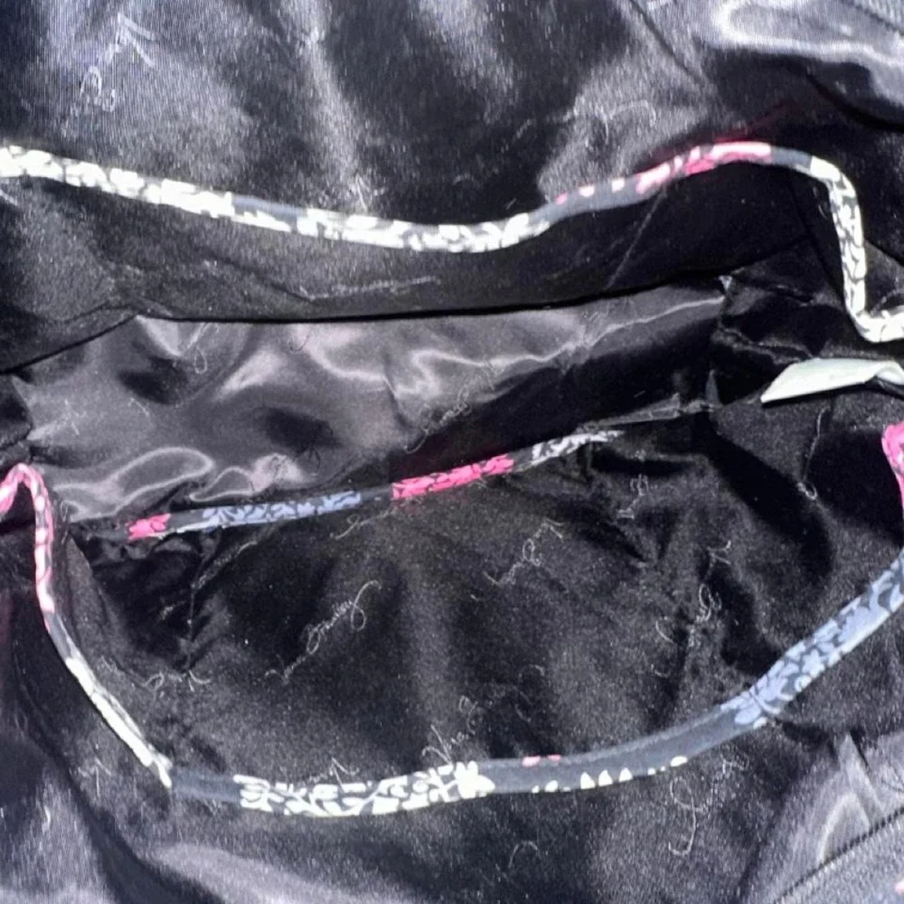 authentic Vera Bradley Trimmed Vera Tote.